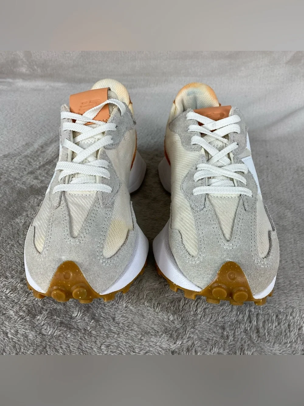 New Balance 327 WS327RA Womens Size 6 Sea Salt Rust Oxide Running Shoes
